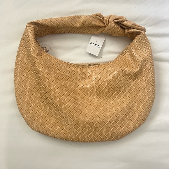 NWT. ALDO basket weave western hobo clutch. Perfect for wedding/patio season! - Picture 7 of 7